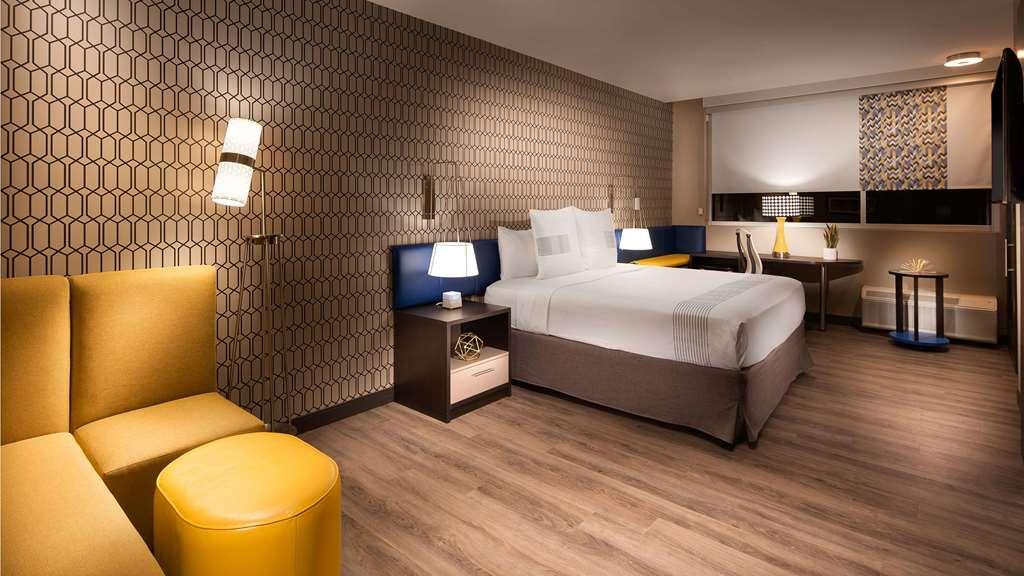 Glo Best Western Pooler - Savannah Airport Hotel Room photo